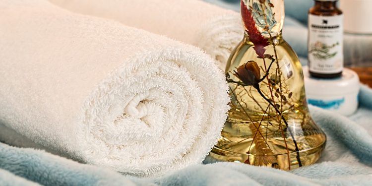 massage therapy, essential oils, skincare, spa, aroma therapy, aromatherapy, relaxation, hygiene, wellness, treatment, indulgence, beauty spa, rejuvenation, massage spa, skincare, spa, spa, spa, spa, spa, wellness