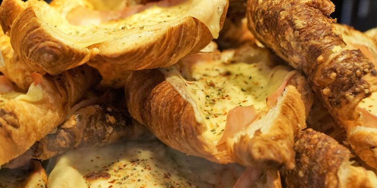 meal, food, yummy, nourishment, healthy, vitamins, amsterdam, holland, tradition, cheese, croissont, breakfast, enjoy the meal, fat, unhealthy, trans fat, white, loaf, bun, sale, bakery, kitchen, trans fat, trans fat, trans fat, trans fat, trans fat