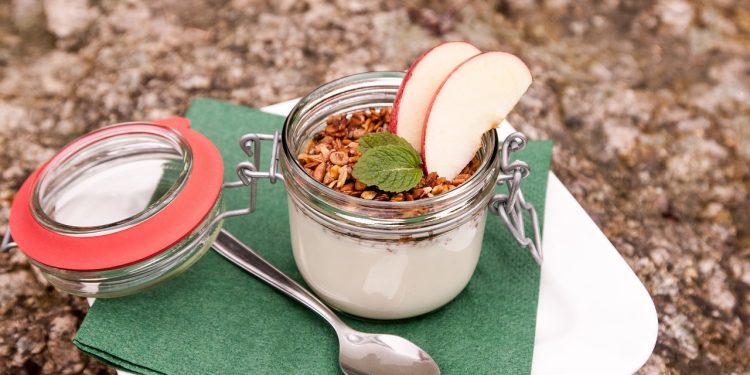 glass jar, yogurt, dessert, apple, spoon, food, healthy, muesli, breakfast, healthy food, healthy breakfast, breakfast food, yogurt, yogurt, yogurt, yogurt, yogurt, apple, food, breakfast, breakfast, healthy food, healthy food